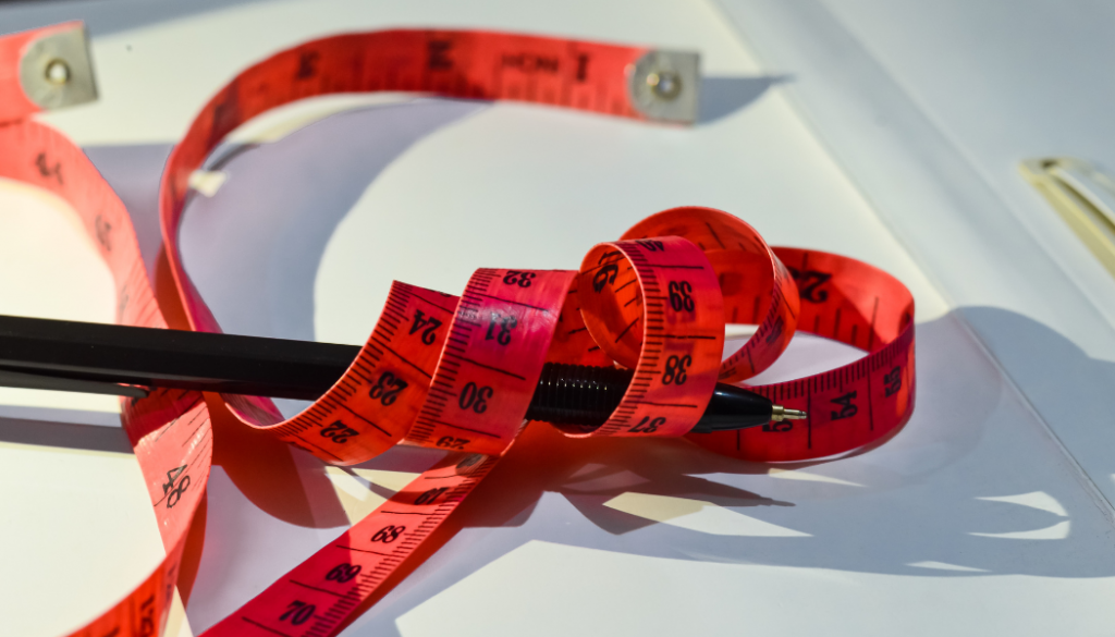 metre entouré sur un crayon